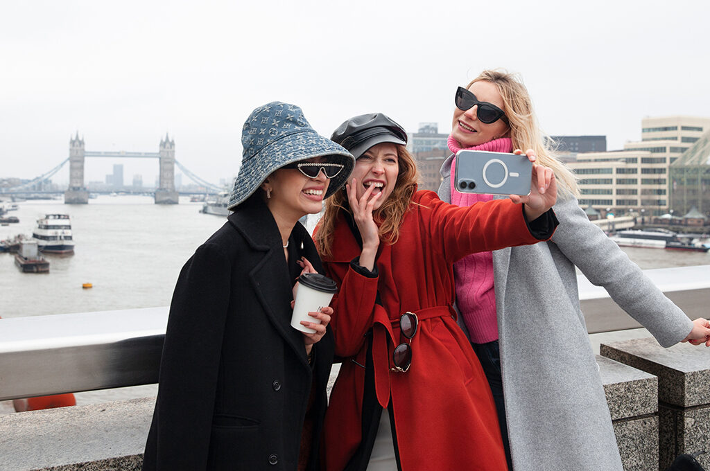 Europe Winter Cloth,What to Pack for Europe Trip - VGUK Blog