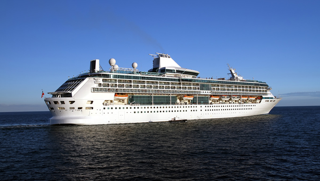 Luxury cruise ship at sea,Top 10 Luxury Cruise Lines - VGUK Blog